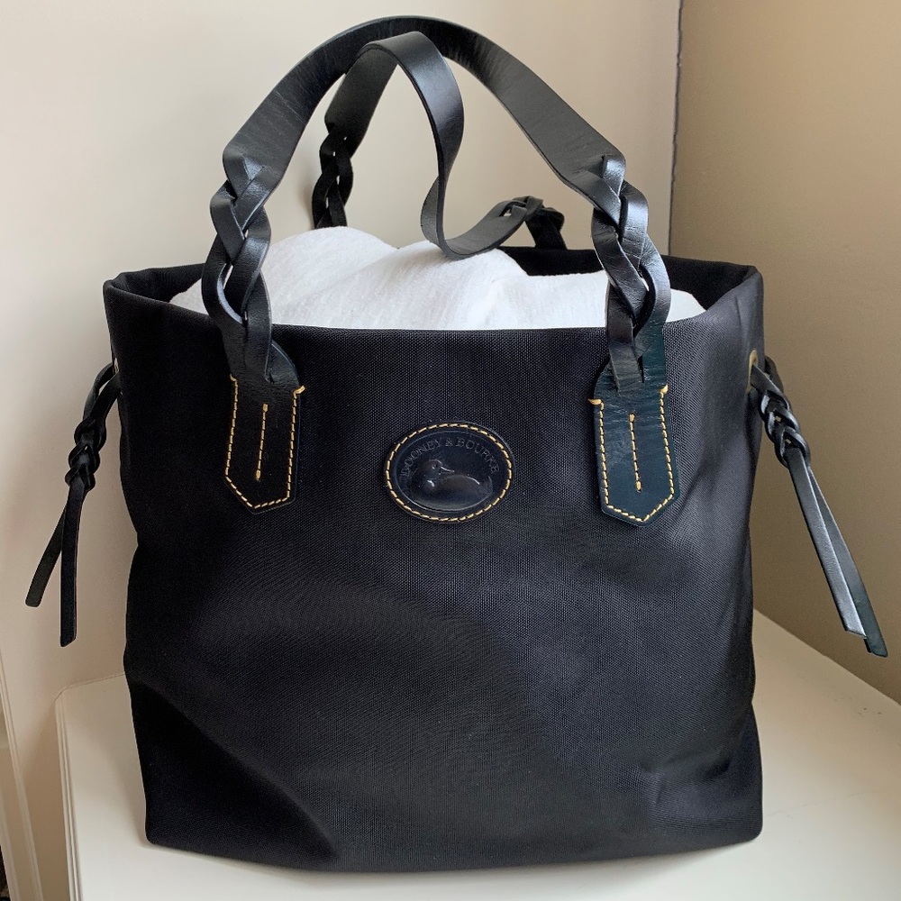 Dooney and Bourke Black Handbag - Never Used